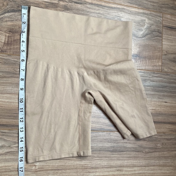 🛍️ [DONATED] Jockey | Slimmers Deluxe Small RN#61683 - Picture 4 of 6
